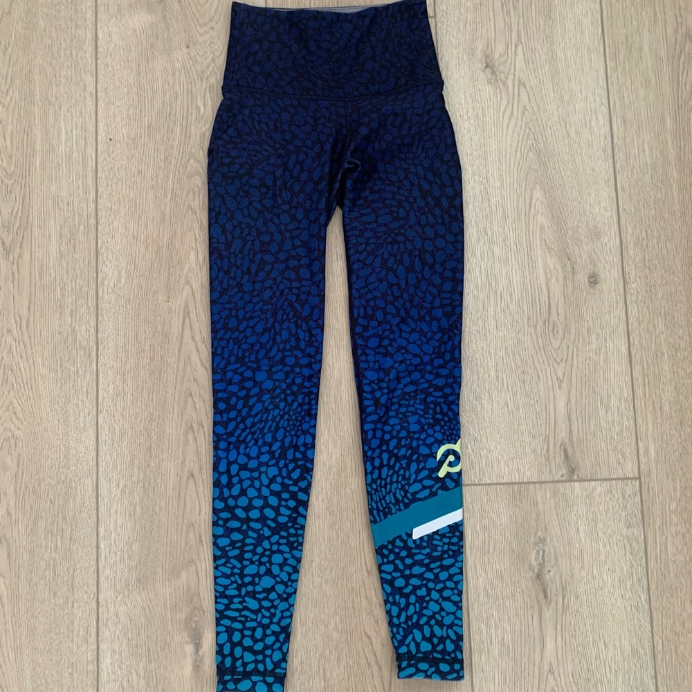 Peloton WITH Blue Ombre Leggings